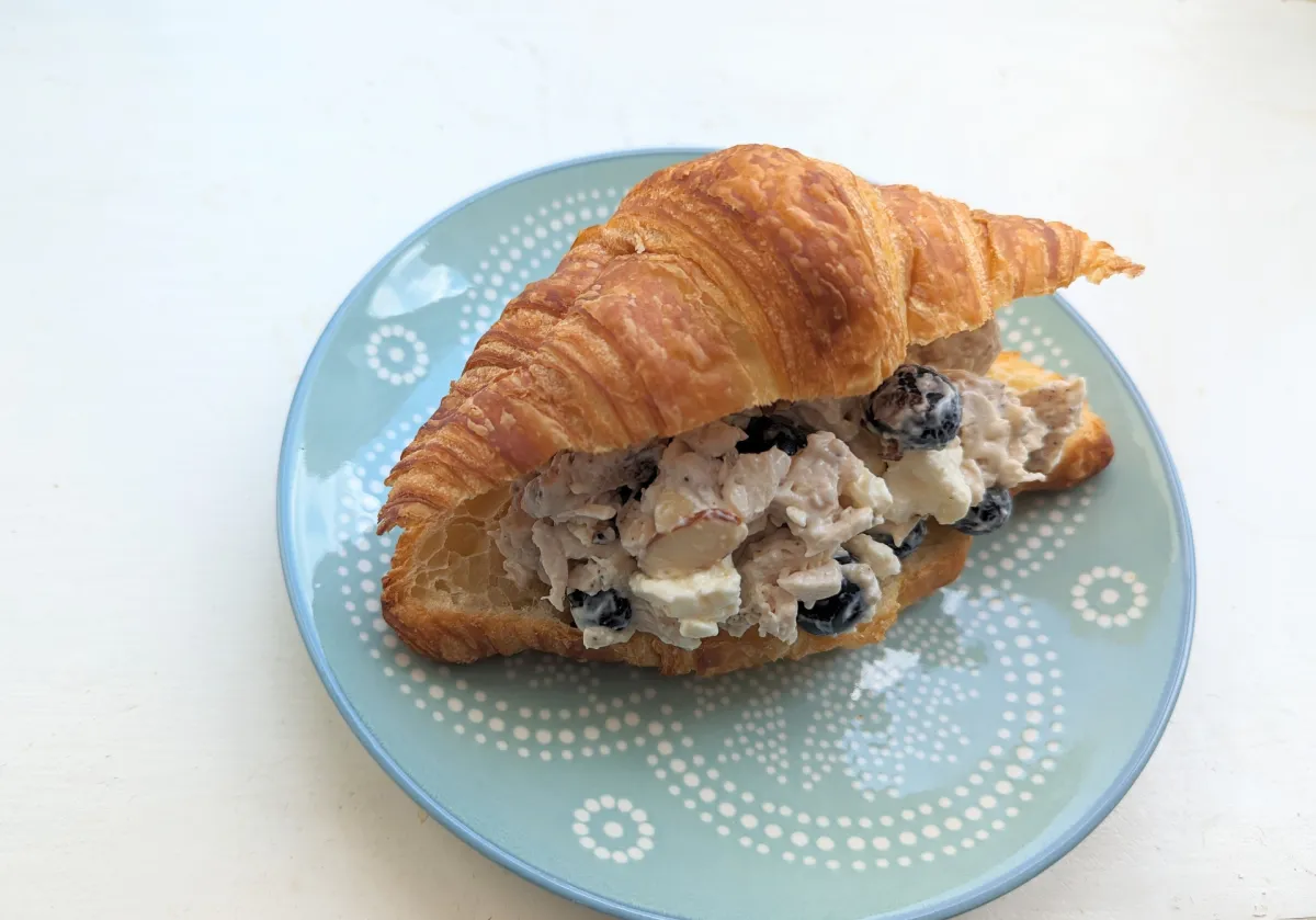 Quick High-Protein Blueberry Feta Chicken Salad