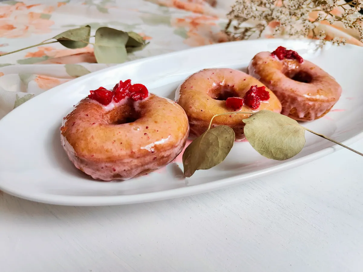 Strawberry Donuts